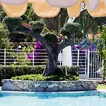 Park Oasi Hotel 3*