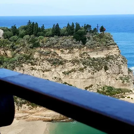 Park Oasi فندق زامبروني